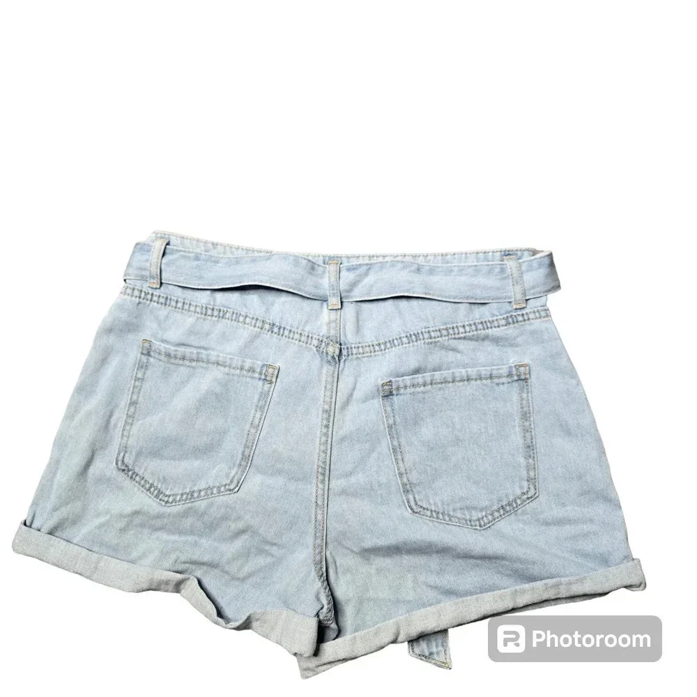 Forever‎ 21 Denim Cuffed Belt Shorts